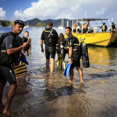 Hotel Ucpa Les Saintes Marigot エクステリア 写真